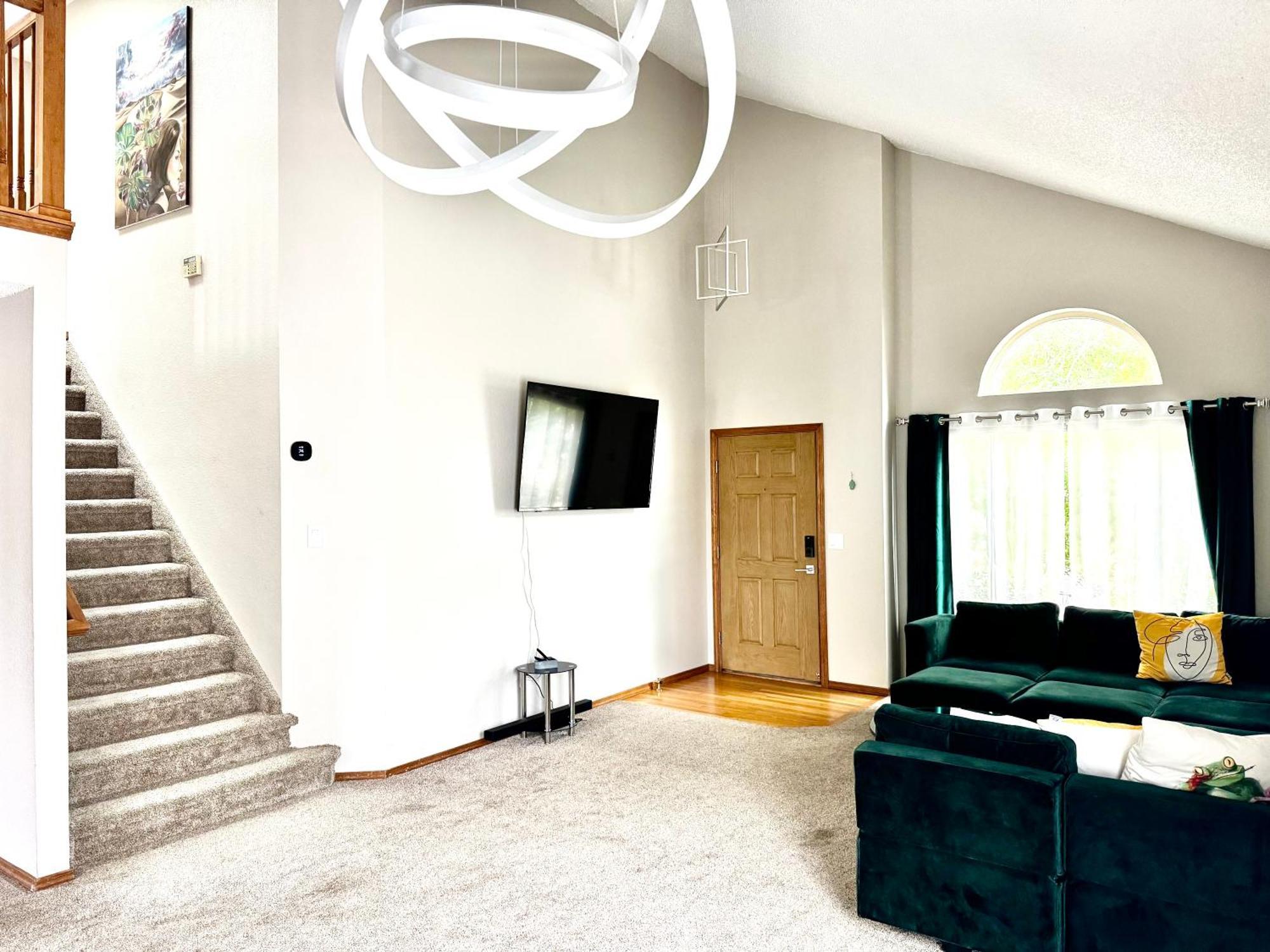 Artsy Home Close To Usafa With Fireplace And Patio Colorado Springs Exterior foto